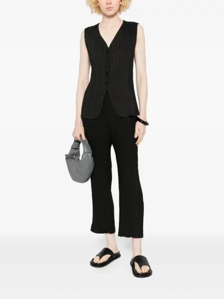 Bluzka Gongdid Design plisowana czarna