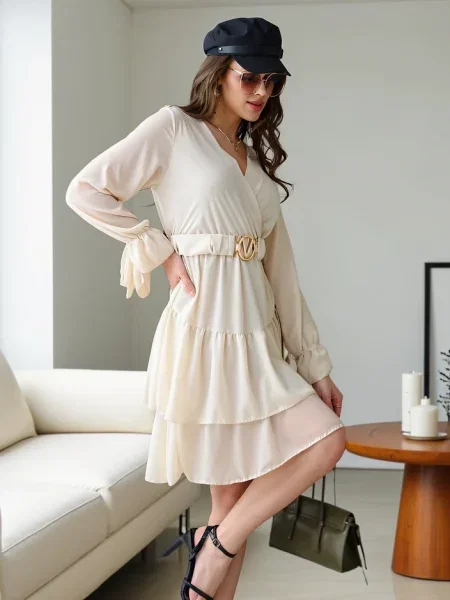 Rochie mini Resti cu volane de costum negru