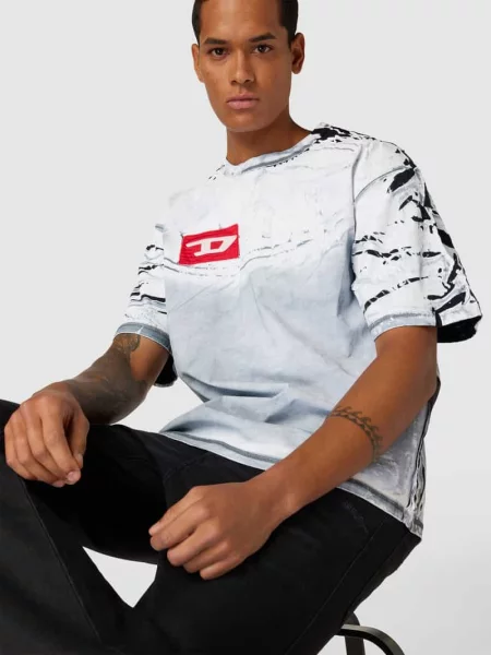 T-shirt z detal z logo Diesel