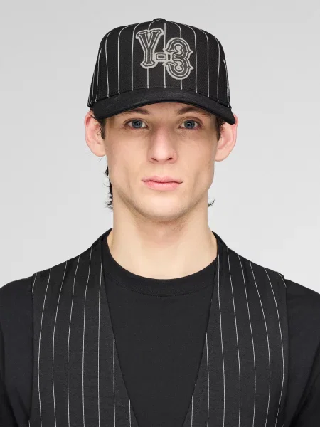 Кепка Adidas черная