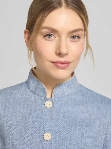 Marynarka w kratę o kroju slim fit z z patką White Label