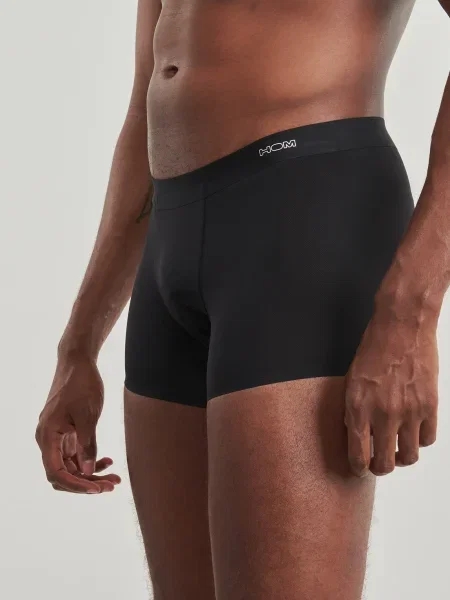 Boxeri Hom negru