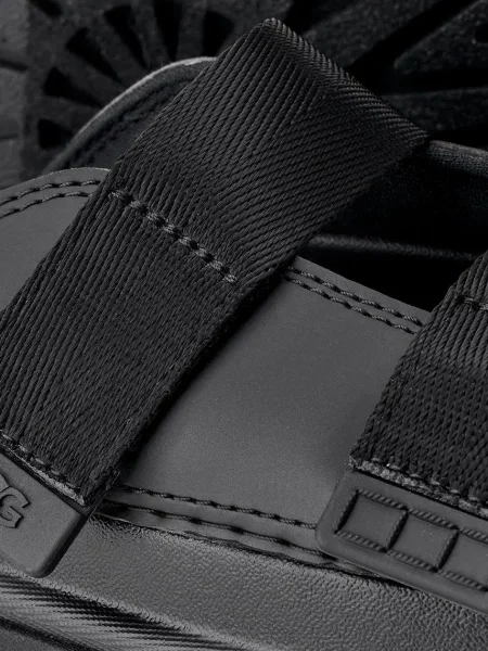 Детские шлепанцы Ugg