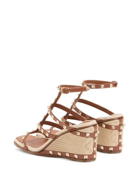 Сандали Valentino Garavani бродирани с клин ток кафяво