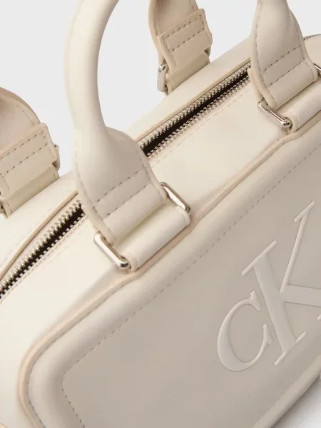 Сумка Calvin Klein белая