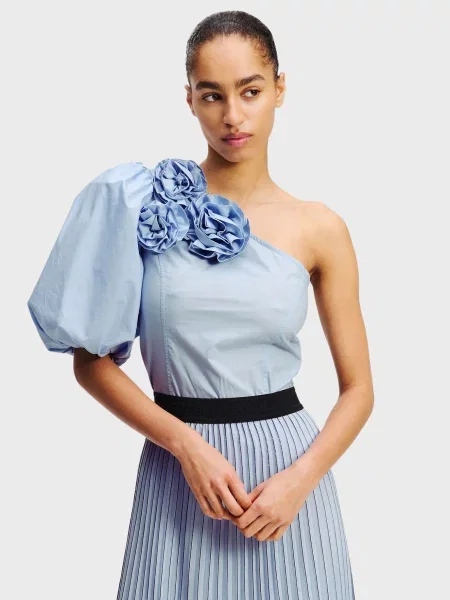 Блуза Karl Lagerfeld в квіточку на одне плече блакитна