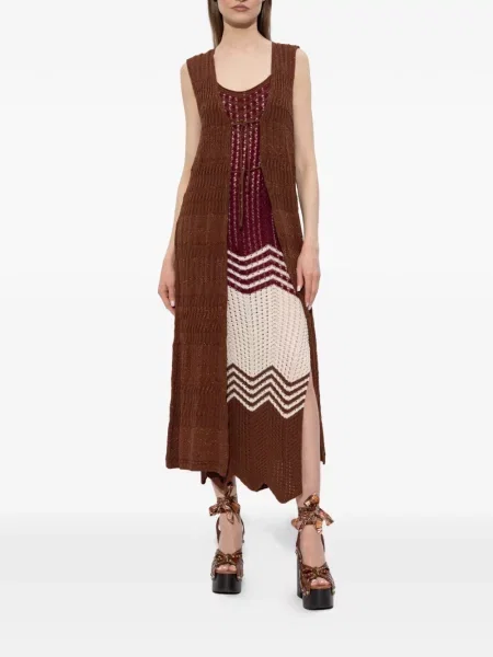 Dzianinowa kamizelka Akep bez rękawów z dekoltem w serek brązowa