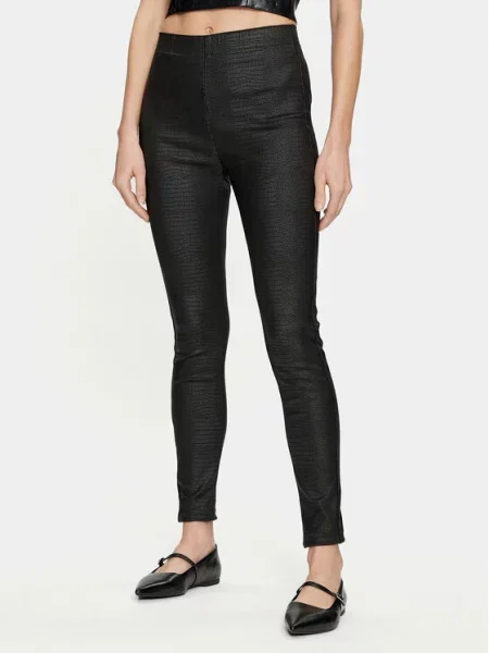 Cream Панталони от имитация на кожа Tabea черен