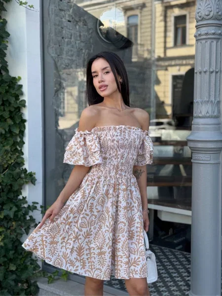 Платье мини Uaclothes бежевое