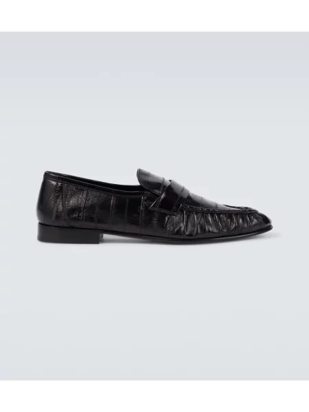 Loafersy The Row skórzane czarne