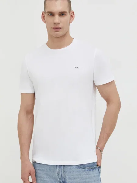 Тениска Diesel 3 броя UMTEE-JAKE-THREE PACK с изчистен дизайн бяло