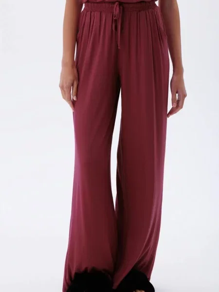 Брюки с высокой посадкой червоні