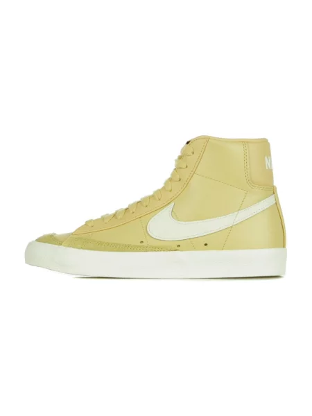 Top sportowy Nike płócienny biały