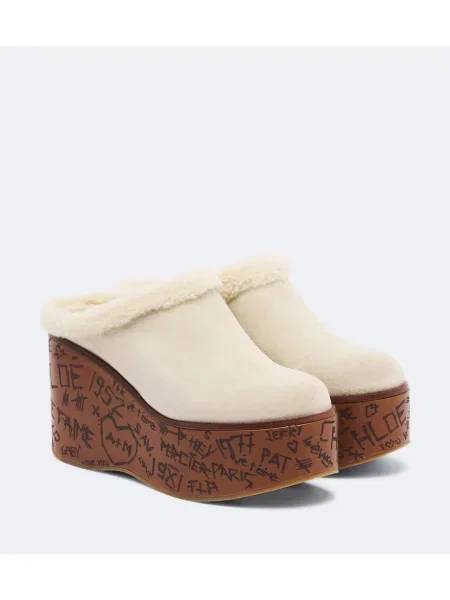 Papuci tip mules Chloé din piele de căprioară cu platformă bej