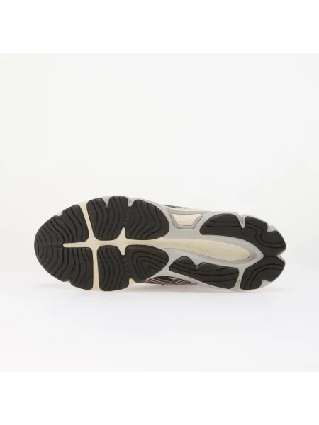 Маратонки Asics сиво