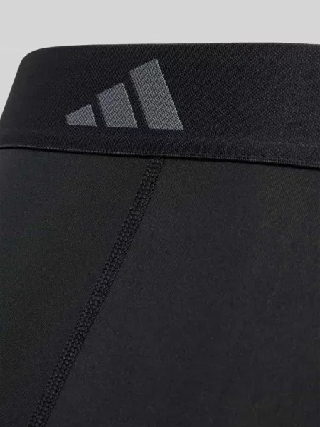 Spodnie dresowe Adidas na siłownię z nadrukiem czarne