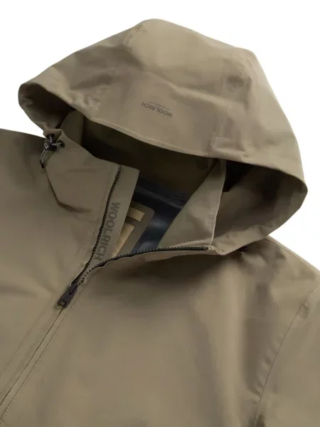 Jachetă cu glugă Woolrich cu glugă