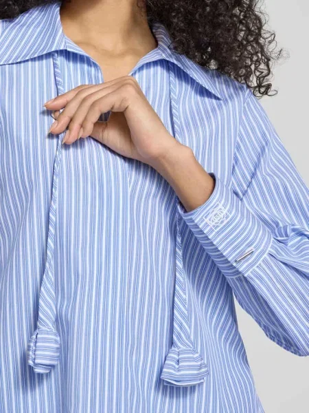 Bluzka o kroju slim fit z wiązanym Model STABARIN' Marella
