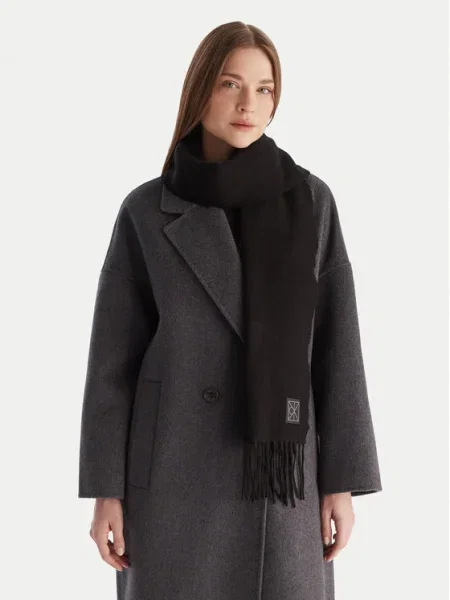 Calvin Klein Зимен шал Emblem черен