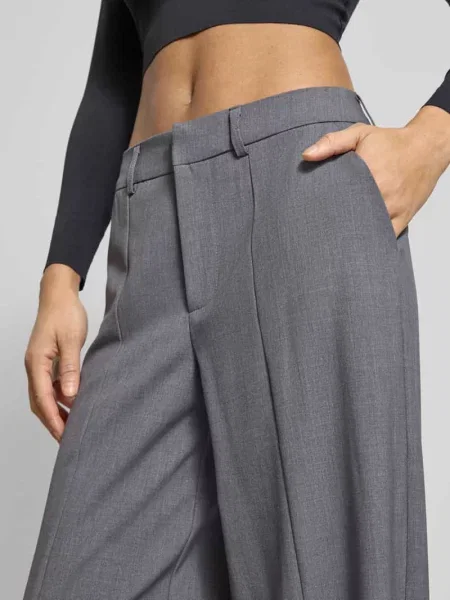 Spodnie w kroju regular fit z dodatkiem Model ISADORA' Only