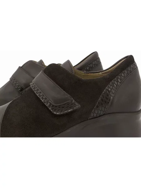 Pantofi Piesanto maro