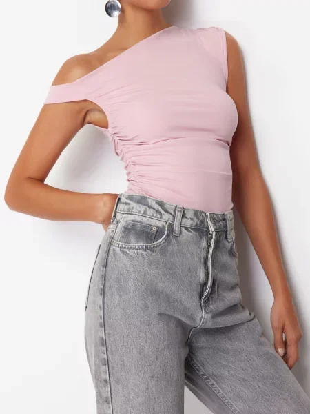 Trendyol Bluză rosé
