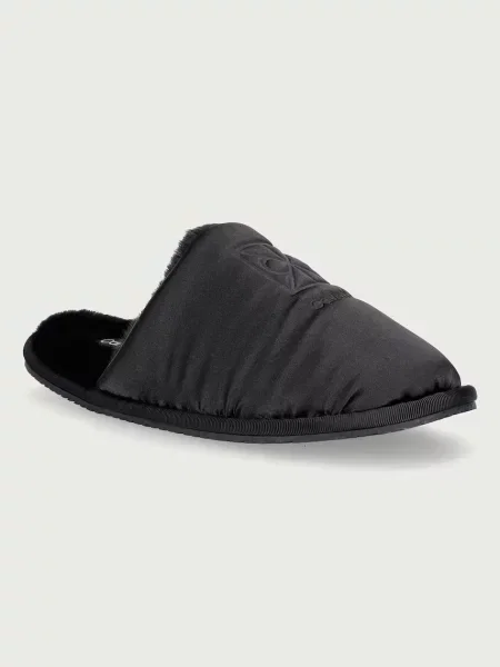 Calvin Klein papuče dámske z mäkkého materiálu HOTEL SLIPPER SATIN WL EMBLEM čierna