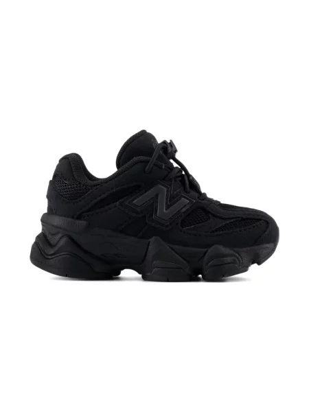 Маратонки New Balance черно