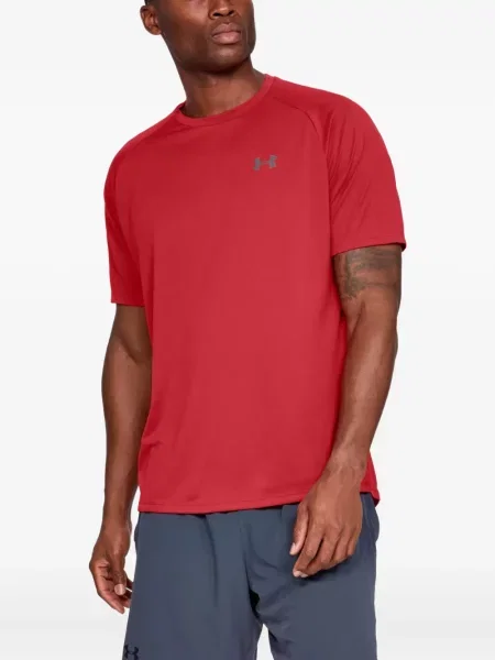 Scurt tricou Under Armour roșu