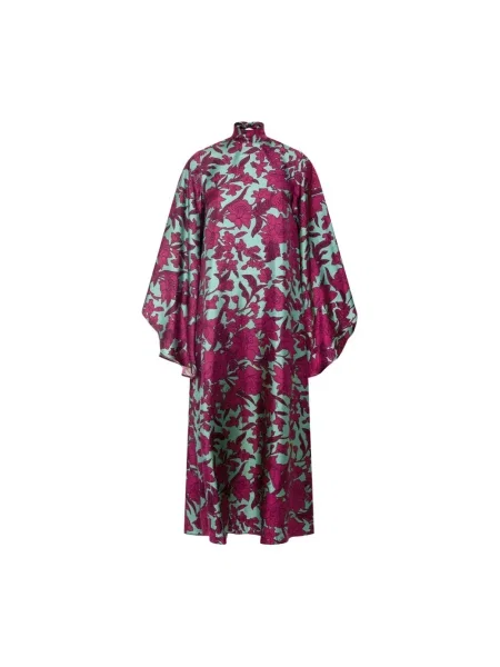 Lniana sukienka midi La Doublej do kolan garniturowa różowa