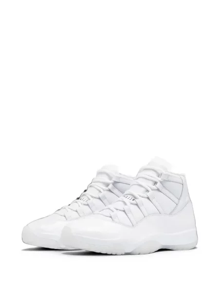 Ρετρό sneakers Jordan 11 Retro με κορδόνια με δαντέλα λευκό