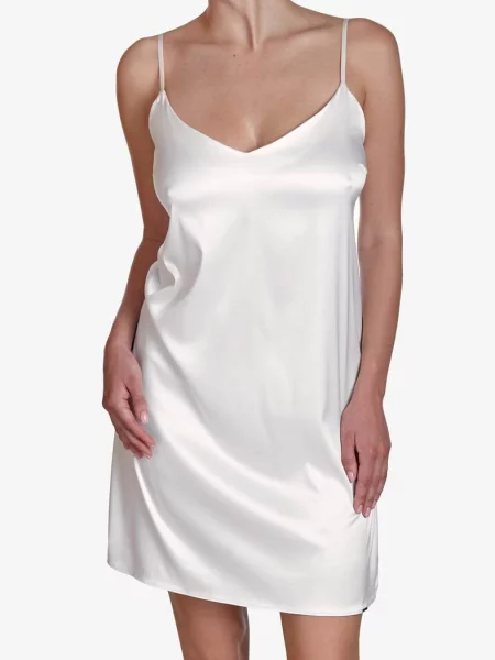 Атласная сорочка на бретельках