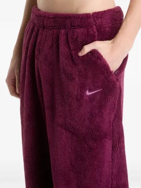 Флийс бягане панталон Nike виолетово