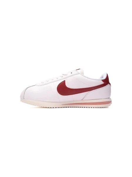 Tenisky Nike Sportswear červená