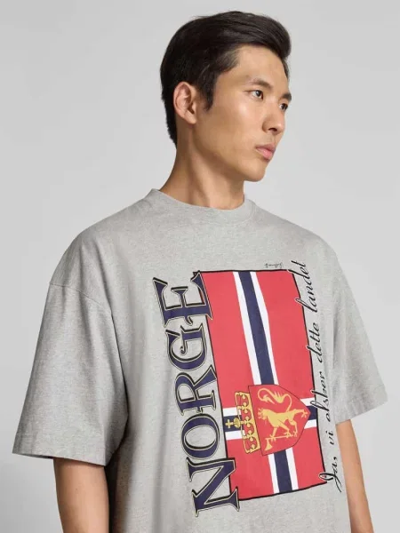 T-shirt z okrągłym dekoltem Vetements