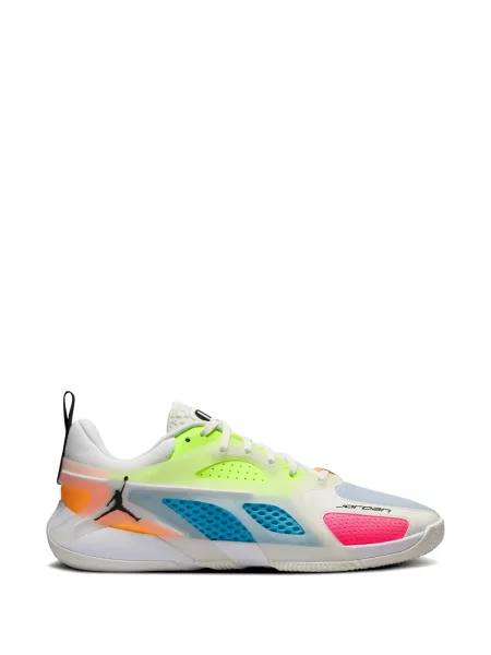 Sneakerși Jordan alb