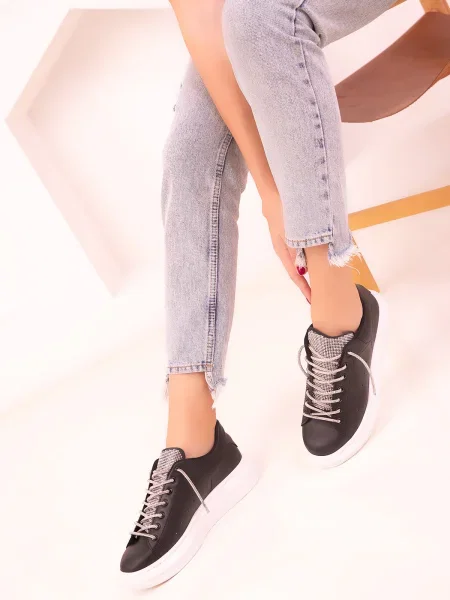 Sneakerși Soho negru