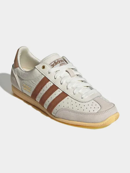ADIDAS ORIGINALS Nízke tenisky Japan hnedá vaječná škrupina biela