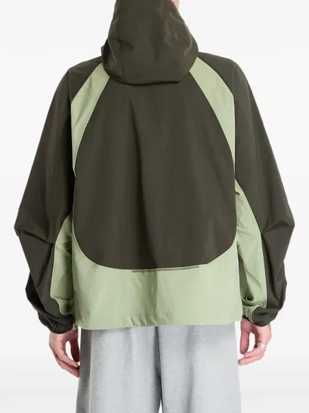 Бягане яке Nike сиво