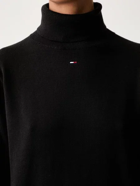 Tommy Jeans рокля от черно