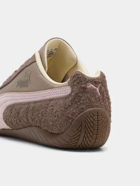 Повседневные кроссовки Puma бежевые