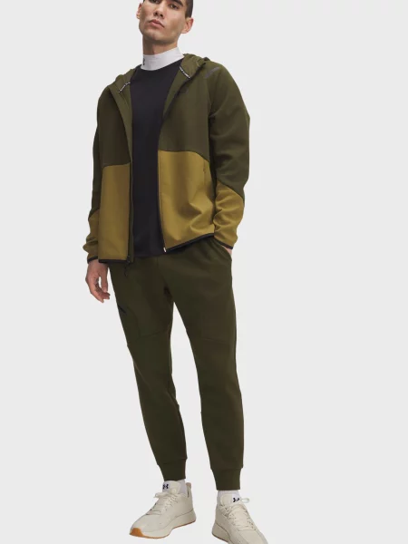Брюки Under Armour