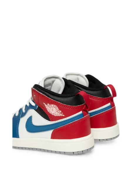 Sneakersy dziecięce Jordan białe