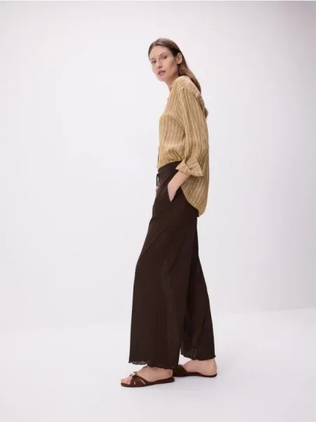 Reserved Вільні штани з намистинами коричневий