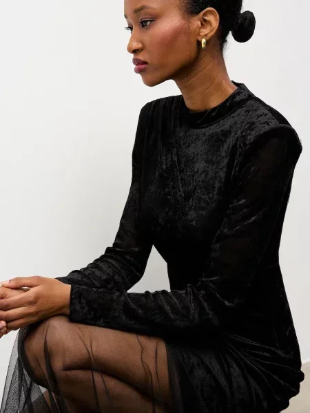 Answear.LAB sukienka welurowa maxi dopasowana czarny