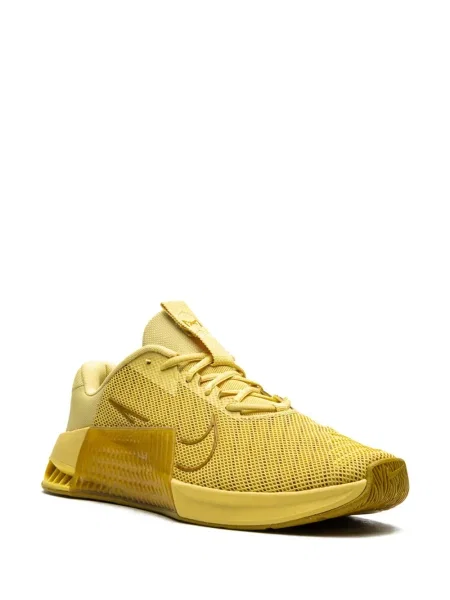 Sneakerși Nike Metcon galben