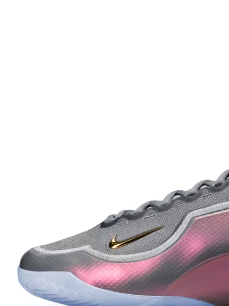 Sneakerși Nike LeBron cu aplicații gri