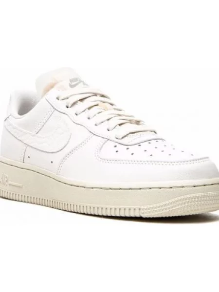 Sportbačiai Nike Air Force 1 su perlais balta