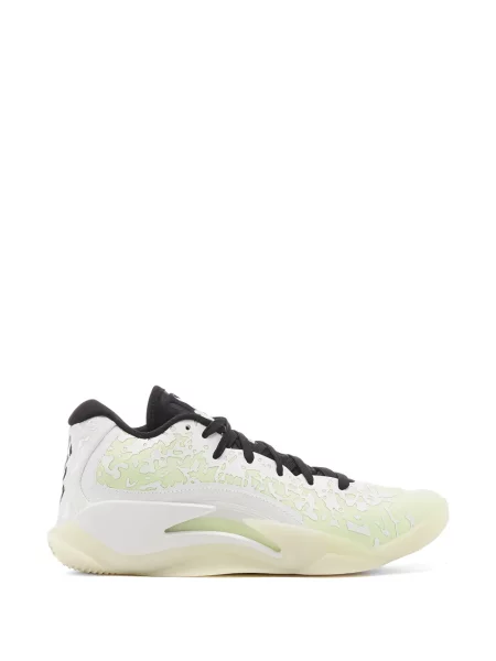 Sneakerși Jordan alb