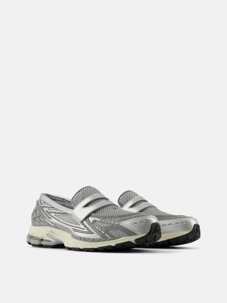 Мокасины New Balance с сеткой в сеточку серые